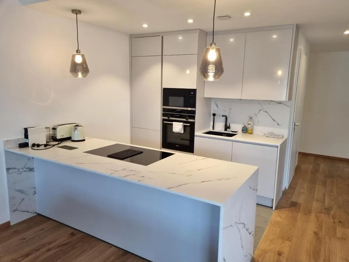 Chic City Center 3 Beds Flat & Balcony & Parking Apartment Luxembourg